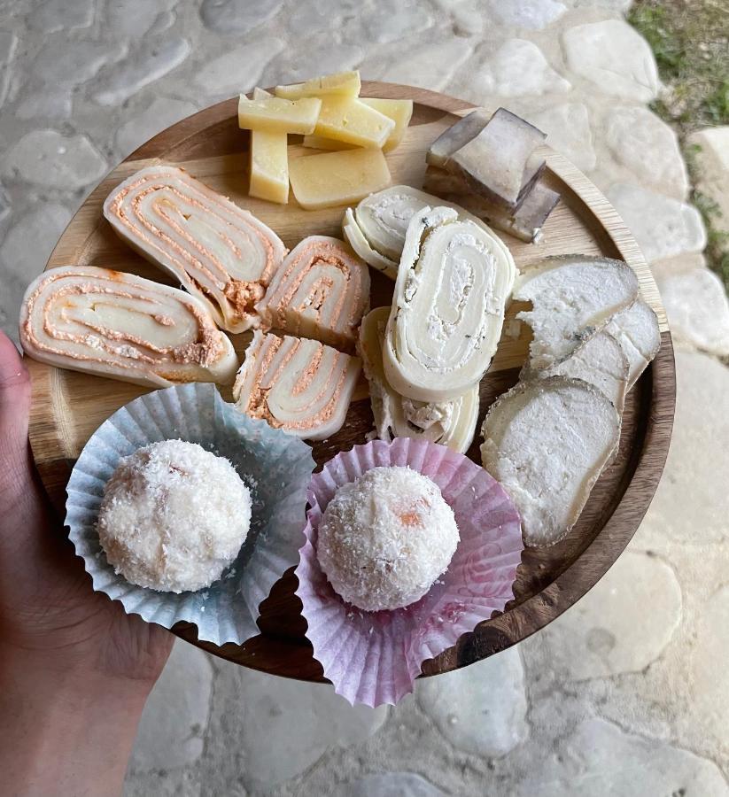 Mestvireni 泰拉维 外观 照片